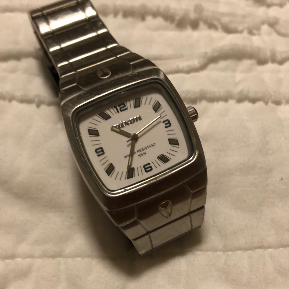 Nixon watch